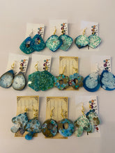 Load image into Gallery viewer, Resin Earrings