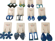 Load image into Gallery viewer, Resin Earrings