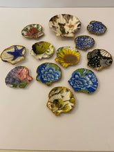 Load image into Gallery viewer, Decoupage Shell Trinket Dishes
