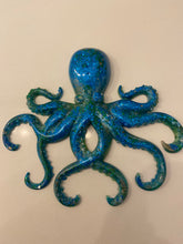 Load image into Gallery viewer, Resin Octopus
