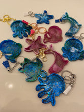 Load image into Gallery viewer, Resin Key Rings
