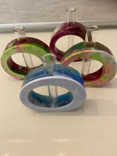 Load image into Gallery viewer, Resin Vases
