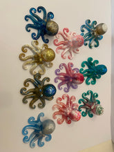 Load image into Gallery viewer, Resin Octopus
