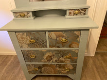 Load image into Gallery viewer, Dresser
