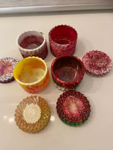Load image into Gallery viewer, Resin Round Trinket Containers
