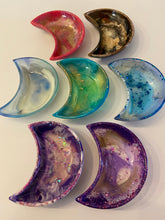 Load image into Gallery viewer, Resin Moon Trinket Dishes
