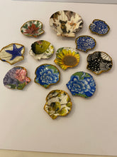 Load image into Gallery viewer, Decoupage Shell Trinket Dishes
