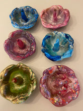 Load image into Gallery viewer, Resin Ring &amp; Jewellery Holders
