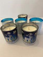 Load image into Gallery viewer, Hand Made &amp; Poured Christmas Candles

