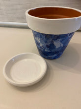 Load image into Gallery viewer, Decoupage Plant Pot
