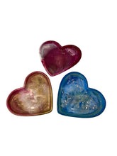 Load image into Gallery viewer, Resin Heart Dishes
