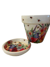 Load image into Gallery viewer, Decoupage Plant Pot

