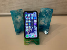 Load image into Gallery viewer, Resin Mobile Phone Stands
