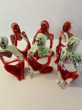 Load image into Gallery viewer, Resin &quot;Thinkers&quot;
