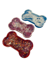 Load image into Gallery viewer, Resin Paw Dishes

