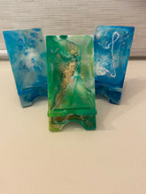 Load image into Gallery viewer, Resin Mobile Phone Stands
