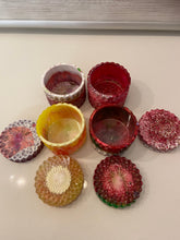 Load image into Gallery viewer, Resin Round Trinket Containers
