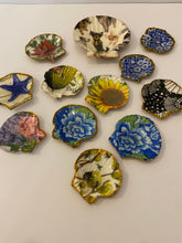 Load image into Gallery viewer, Decoupage Shell Trinket Dishes
