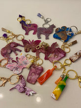 Load image into Gallery viewer, Resin Key Rings
