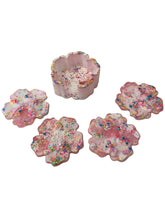Load image into Gallery viewer, Resin Flower Coaster Set &amp; Holder
