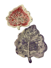 Load image into Gallery viewer, Resin Leaf Dish
