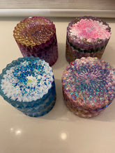 Load image into Gallery viewer, Resin Round Trinket Containers
