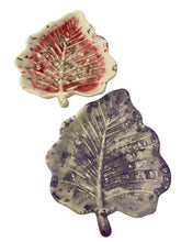 Load image into Gallery viewer, Resin Leaf Dish
