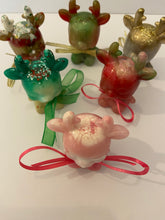 Load image into Gallery viewer, Resin Christmas Reindeers
