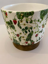 Load image into Gallery viewer, Decoupage Plant Pot
