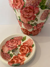 Load image into Gallery viewer, Decoupage Plant Pot
