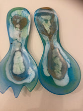 Load image into Gallery viewer, Resin Salad Servers

