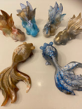 Load image into Gallery viewer, Resin Gold Fish
