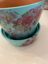 Load image into Gallery viewer, Decoupage Plant Pot
