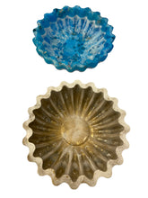 Load image into Gallery viewer, Resin Fluted Bowls
