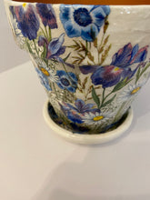 Load image into Gallery viewer, Decoupage Plant Pot
