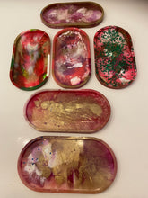Load image into Gallery viewer, Resin Oval Trays
