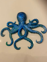 Load image into Gallery viewer, Resin Octopus
