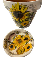 Load image into Gallery viewer, Decoupage Plant Pot
