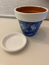 Load image into Gallery viewer, Decoupage Plant Pot
