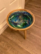 Load image into Gallery viewer, Resin Table
