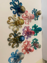 Load image into Gallery viewer, Resin Octopus

