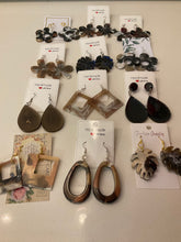 Load image into Gallery viewer, Resin Earrings
