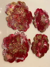 Load image into Gallery viewer, Resin Flower Coasters
