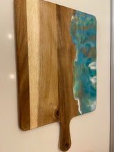 Load image into Gallery viewer, Resin &amp; Wood Serving Board
