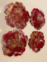 Load image into Gallery viewer, Resin Flower Coasters
