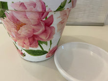 Load image into Gallery viewer, Decoupage Plant Pot
