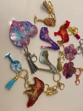 Load image into Gallery viewer, Resin Key Rings
