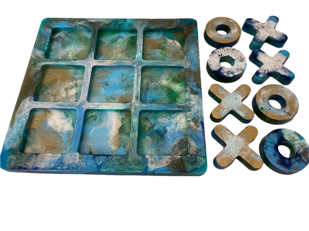 Resin Naughts & Crosses Game