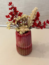 Load image into Gallery viewer, Resin Vase

