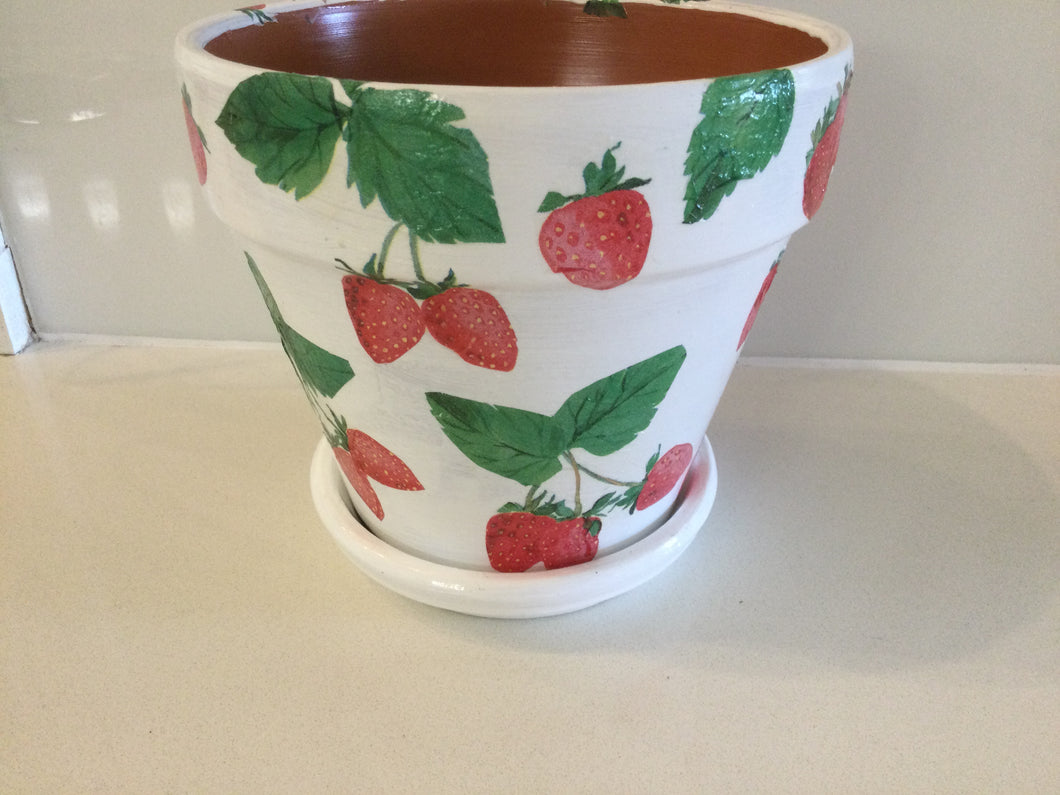 Decoupage Plant Pot